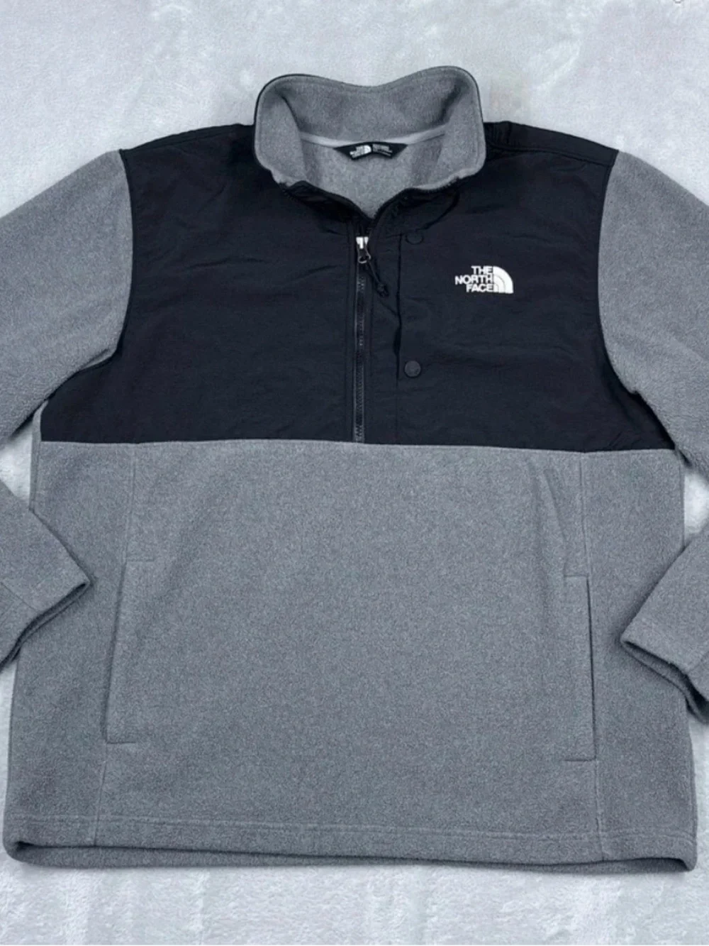 The North Face Men’s XL Gray Black Colorblock Fleece Snap Neck Pullover Jacket